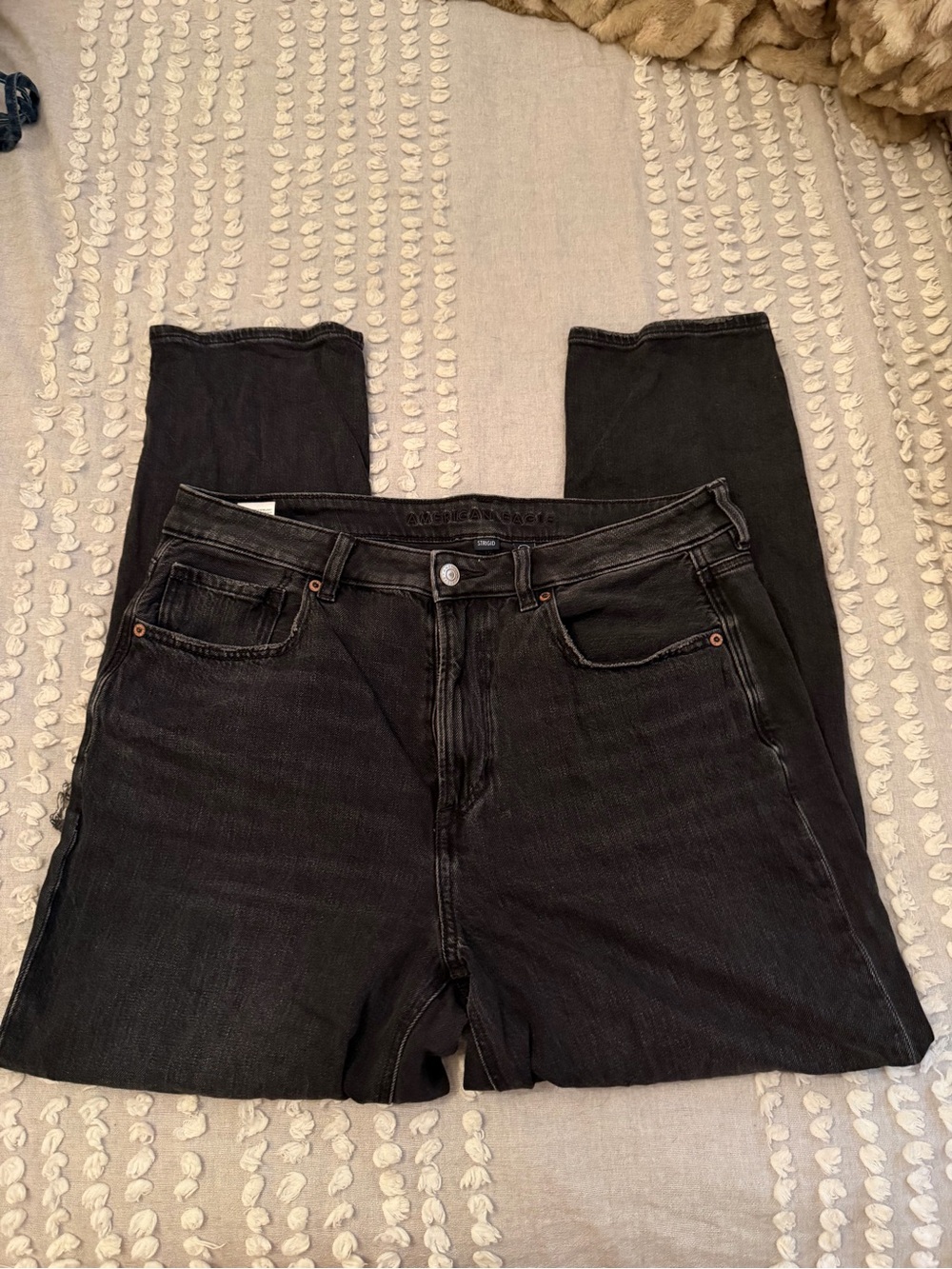 American Eagle Outfitters Women's Straight Leg Black Jeans